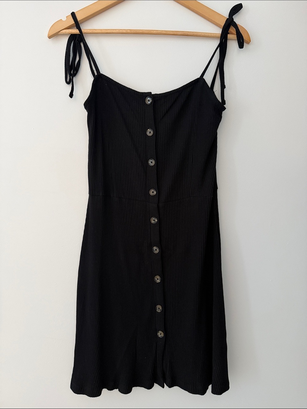 TOPSHOP Classic Black Button-Front Tie-Strap Dress